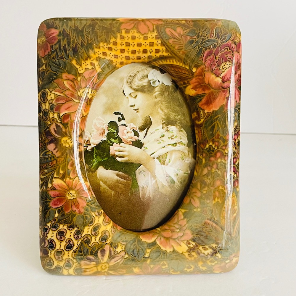 Patricia Reach Enesco Vintage Floral Padded Picture Frame Victorian Style 1994
